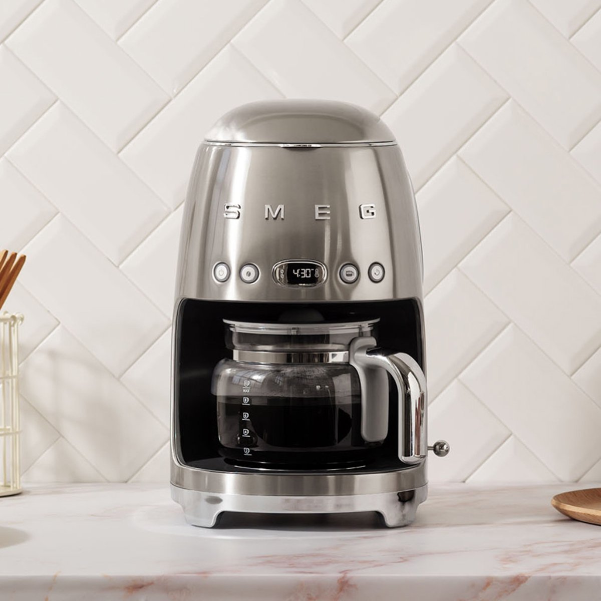 Smeg  DCF02 Drip Filter Coffee Machine