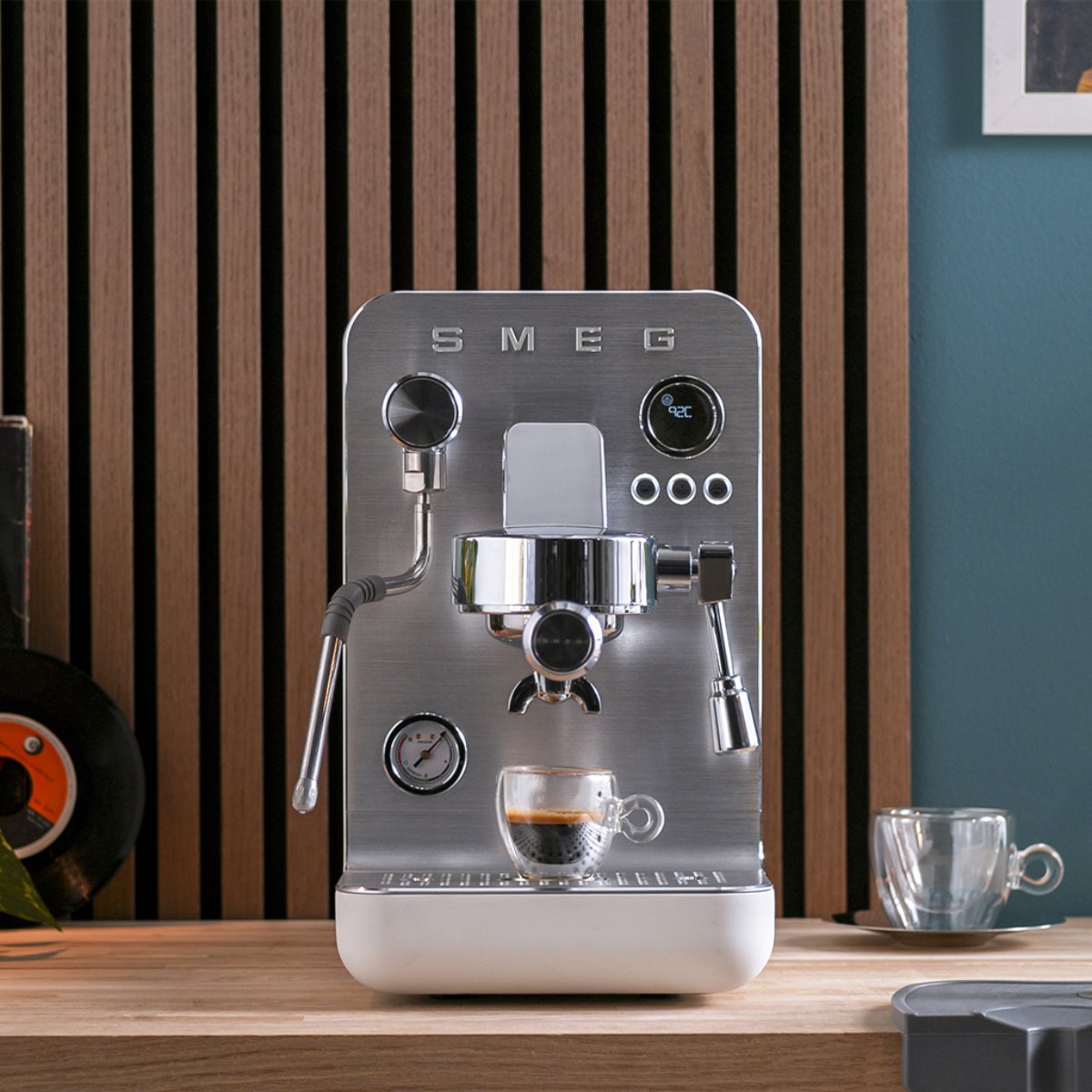 Smeg EMC02 MiniPro - Semi Professional Espresso Machine